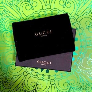 Brand new GUCCI nail file kit in small velvet case!
